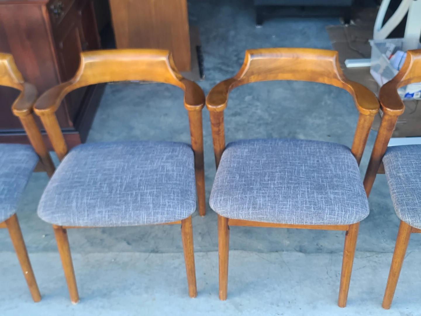 Set of 4 Mid-Century Style Dining Chairs - photo 3