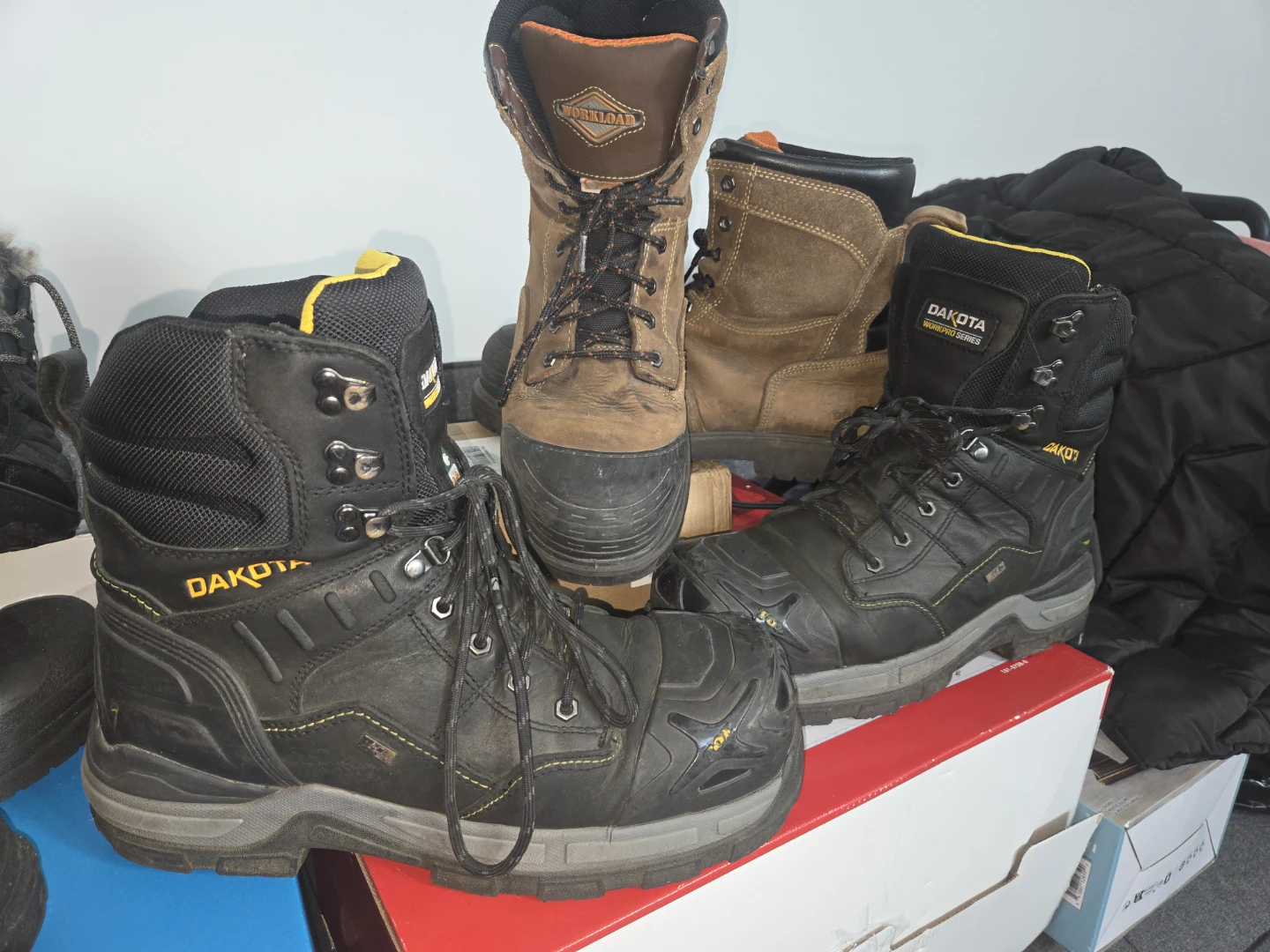 Winter Boots & Work Boots – Various Styles and Sizes. - photo 4