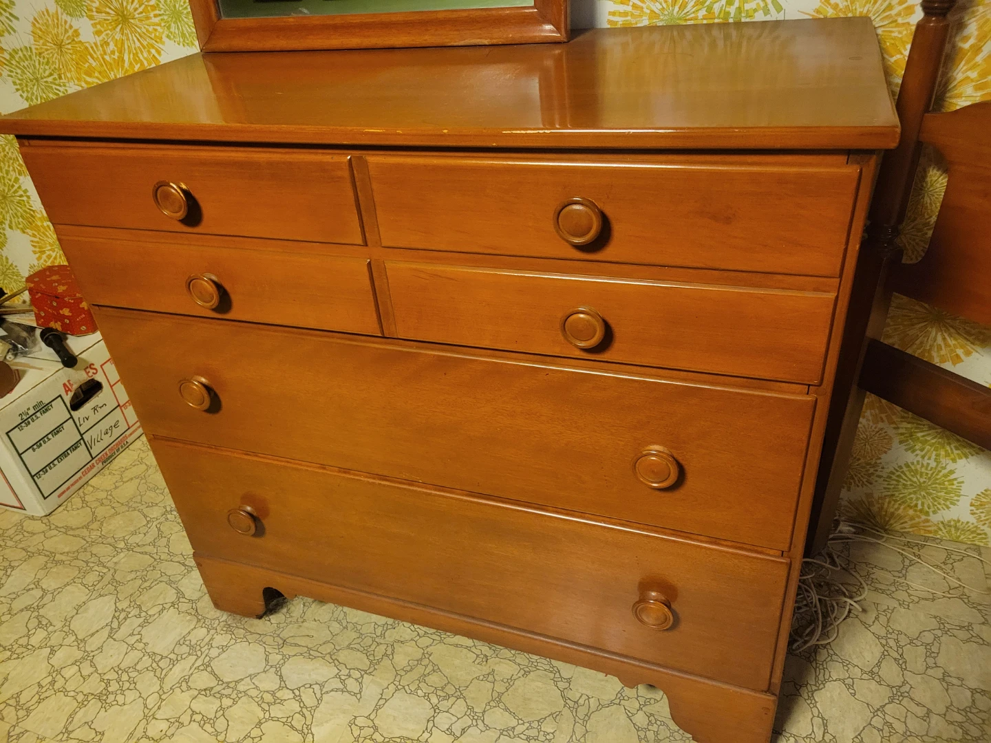 Ethan Allen Baumritter Dresser, Mirror and Headboard - photo 3