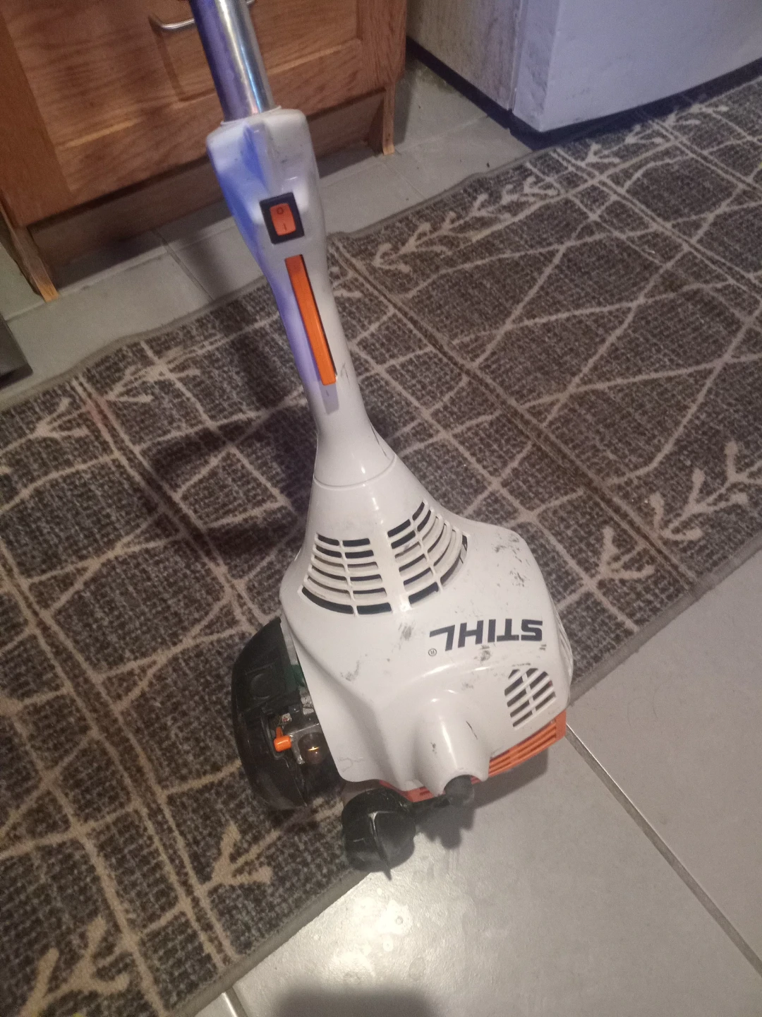 Stihl FS38 Trimmer - photo 2