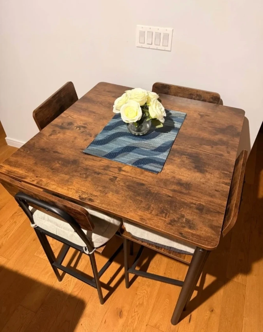 Brand new wooden dining set chair cushions included - photo 2