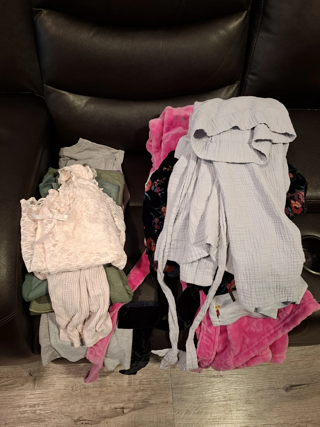 Women's clothing bundle