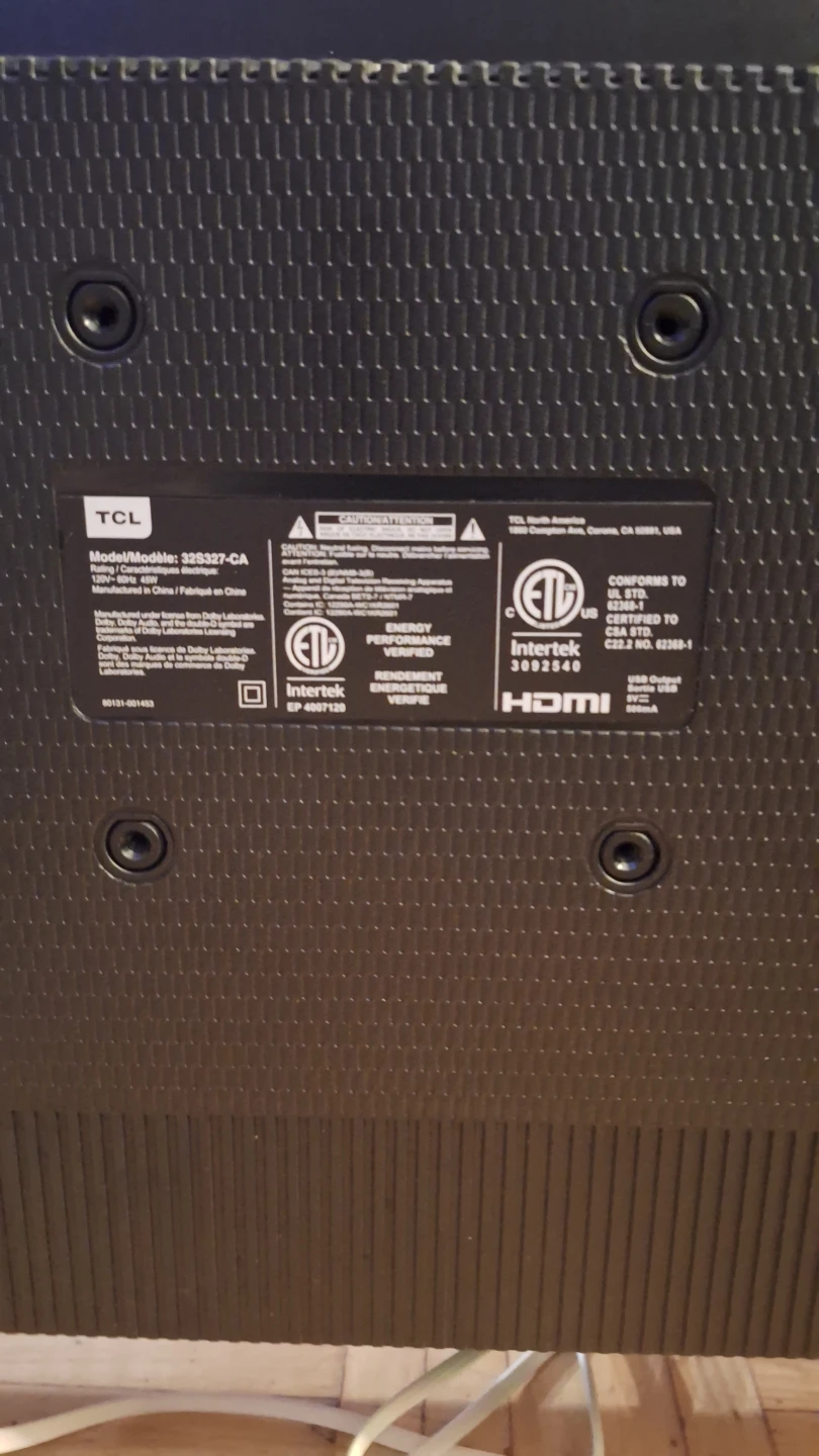 TCL  32-inch Roku Smart TV - photo 2