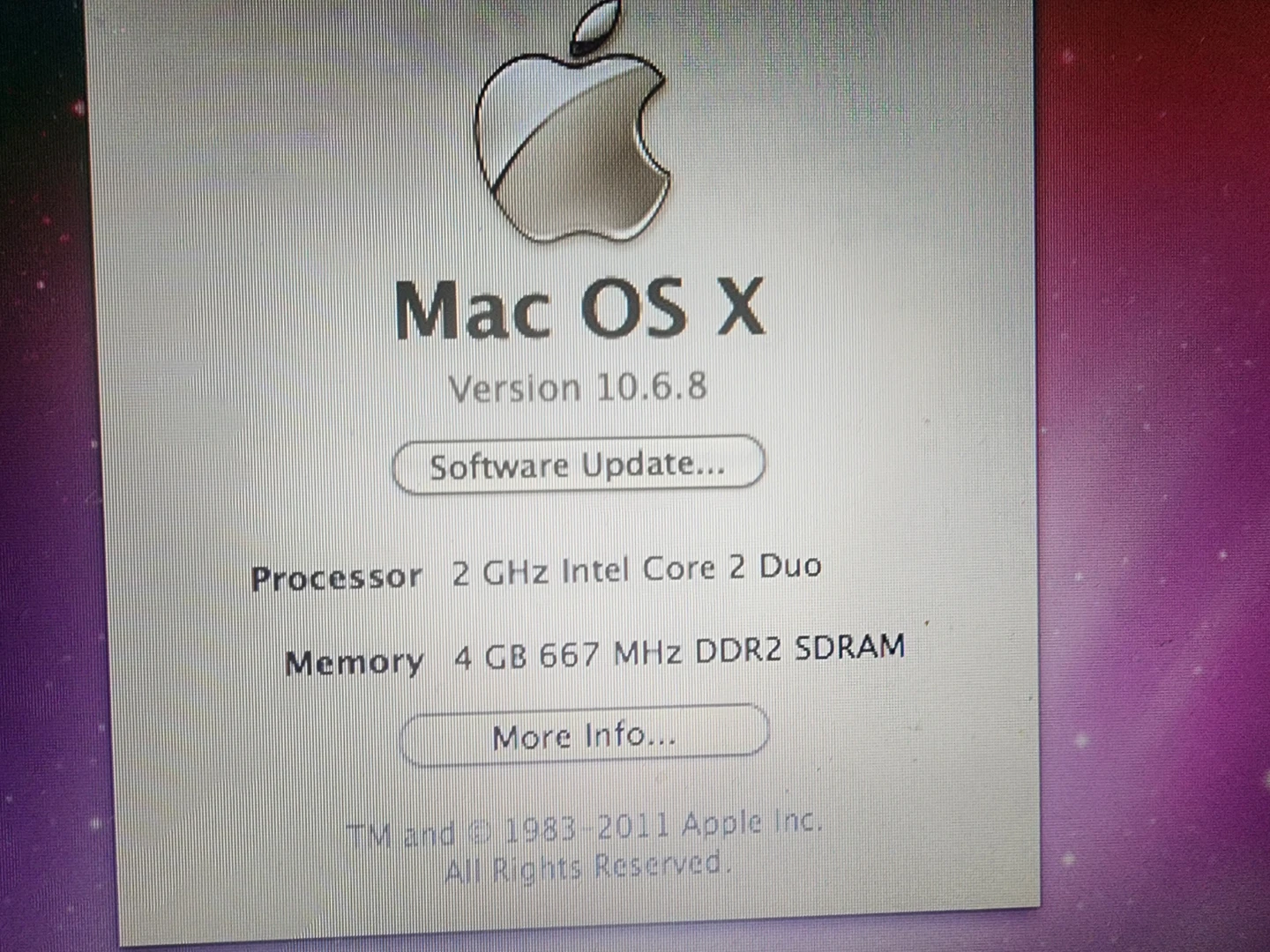 Apple MacBook White 2GHz Intel Core 2 Duo - photo 2