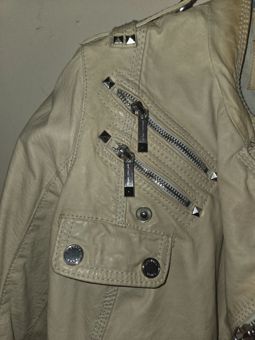 Michael By Michael Kors Cropped Moto Jacket in a Ladies XS - photo 4