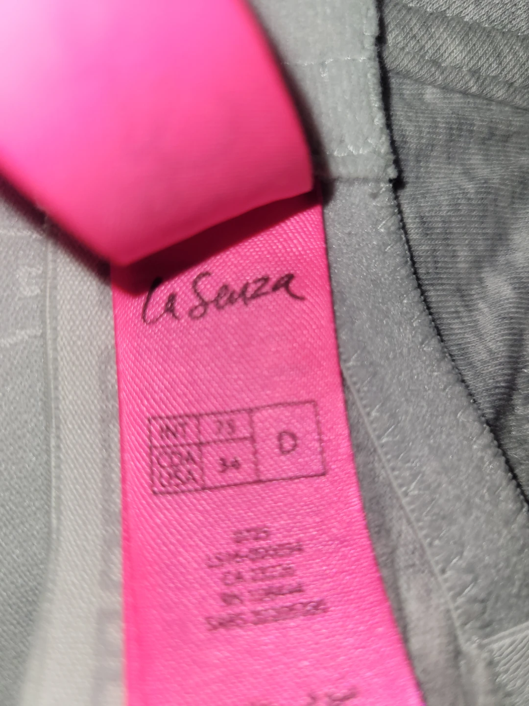 La Senza Grey Bra 34D - photo 2