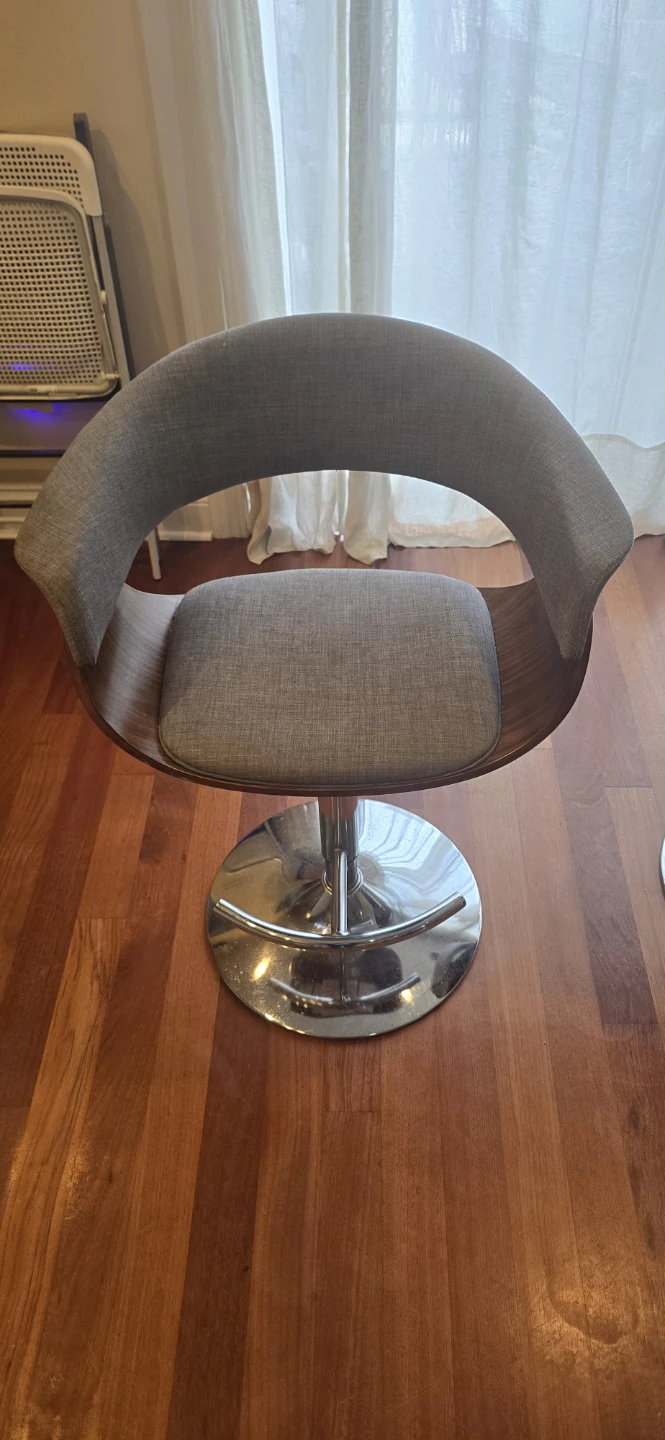 Set of 4 - Swivel Bar stools (adjustable height) - photo 2