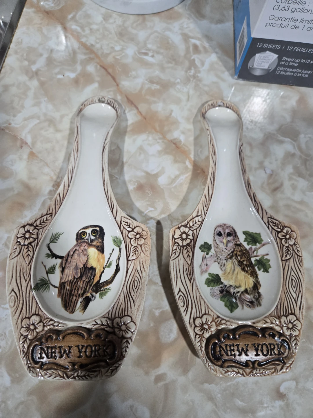 2 Vintage Treasure Craft New York Owl Spoon Rests