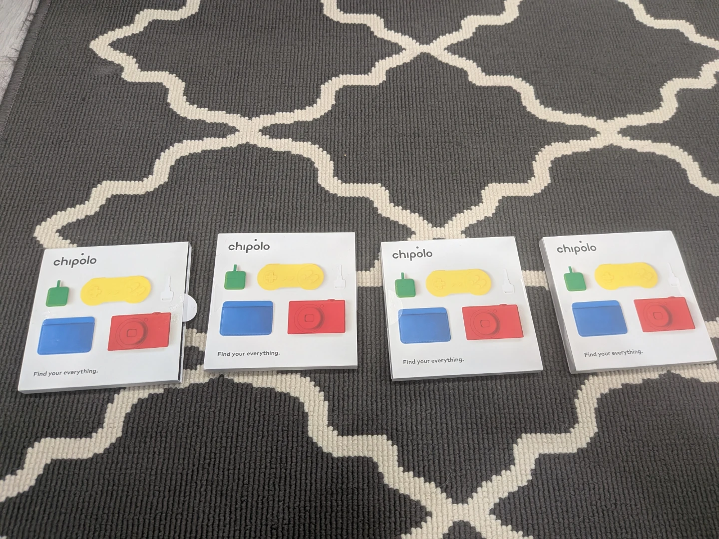 4 Chipolo Item Trackers