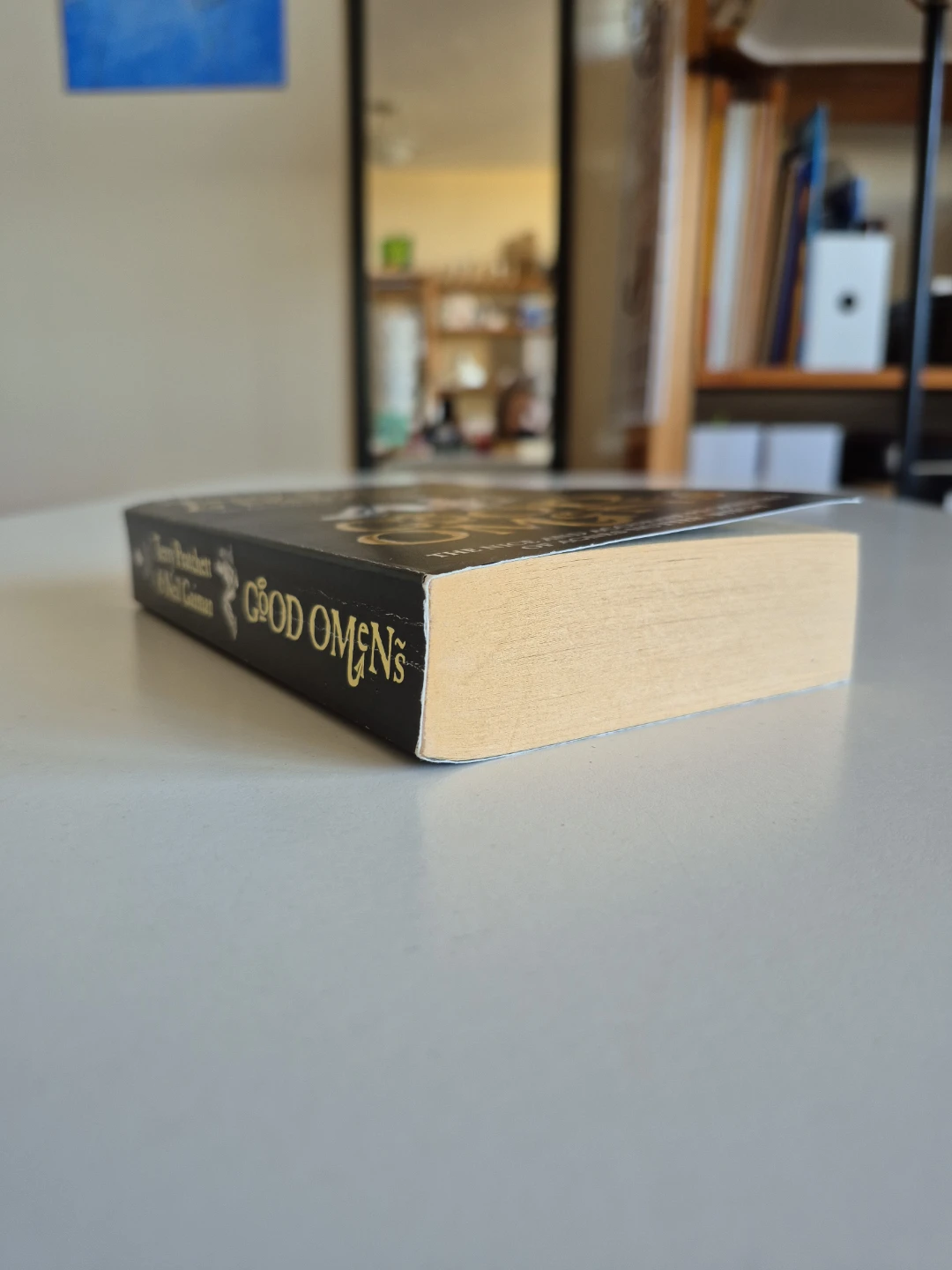 Good Omens by Terry Pratchett & Neil Gaiman - photo 2