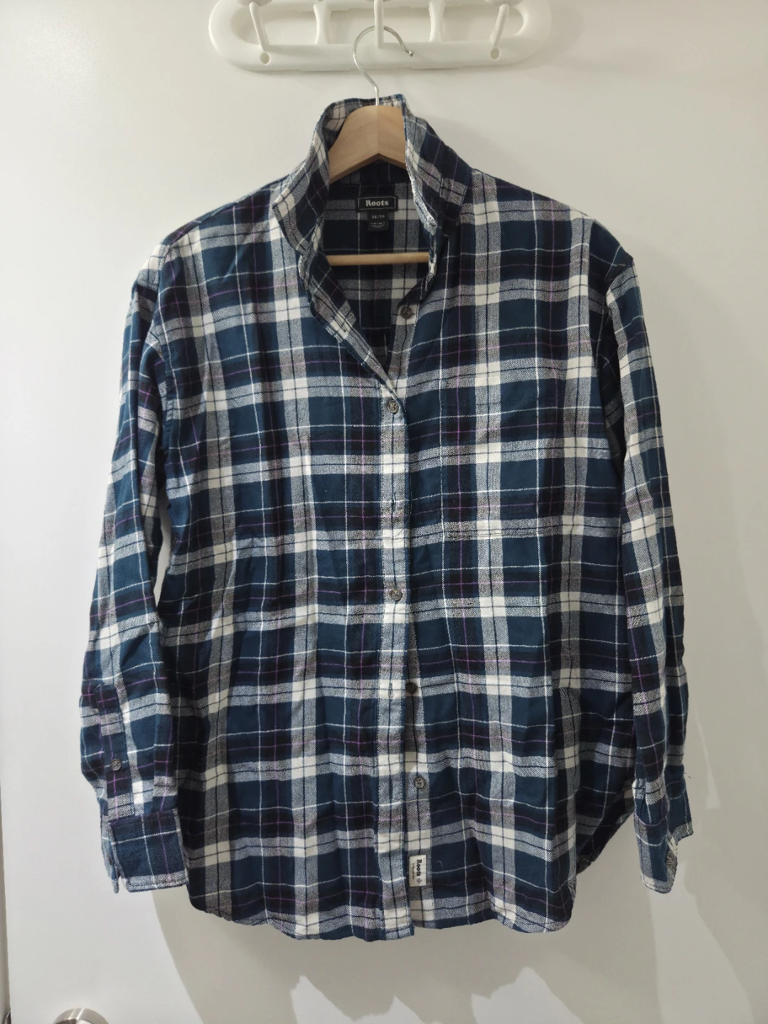 Roots Plaid Button-Down Shirt (Size XS)