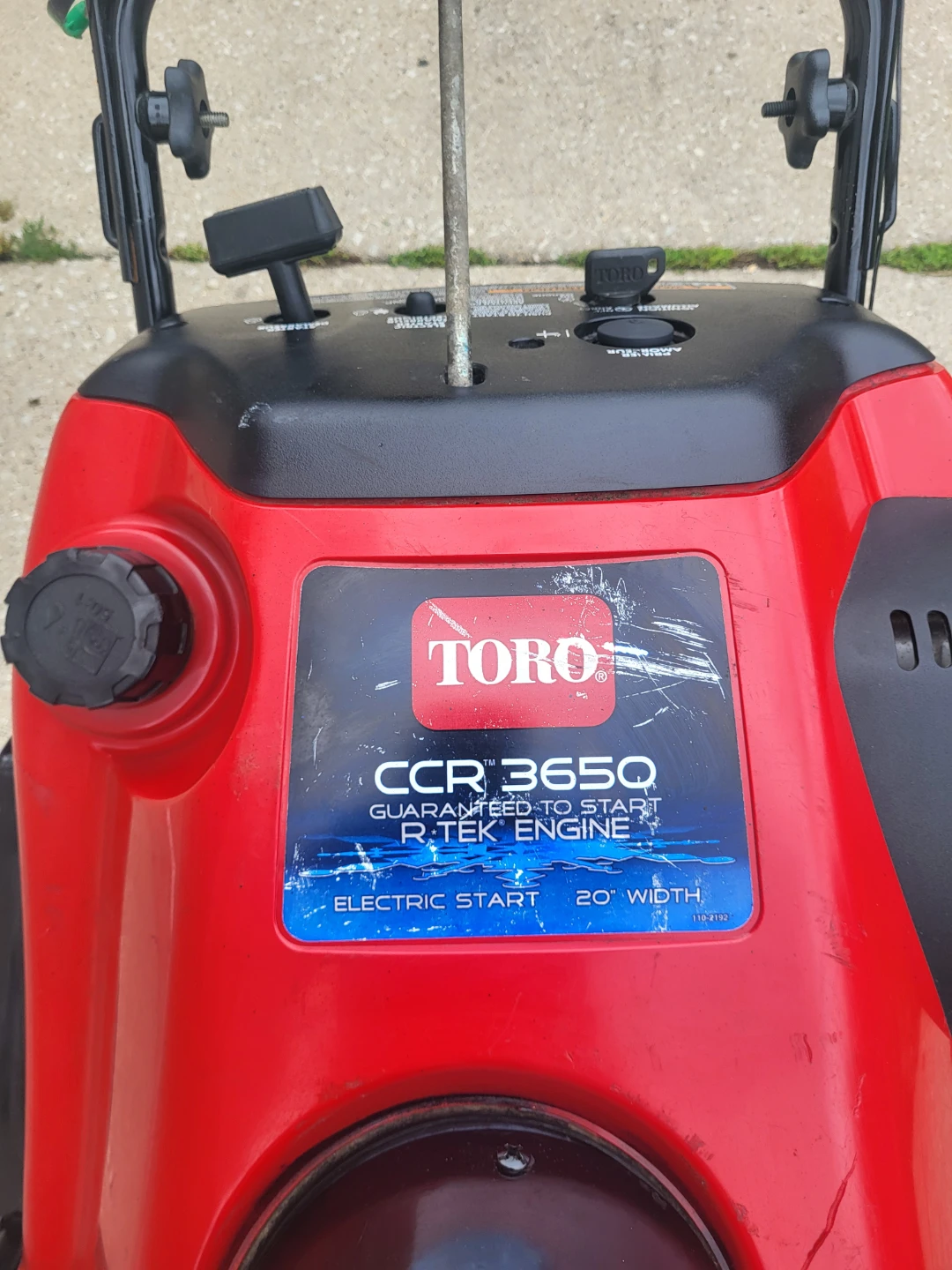 Toro CCR 3650 Snow Blower - photo 2