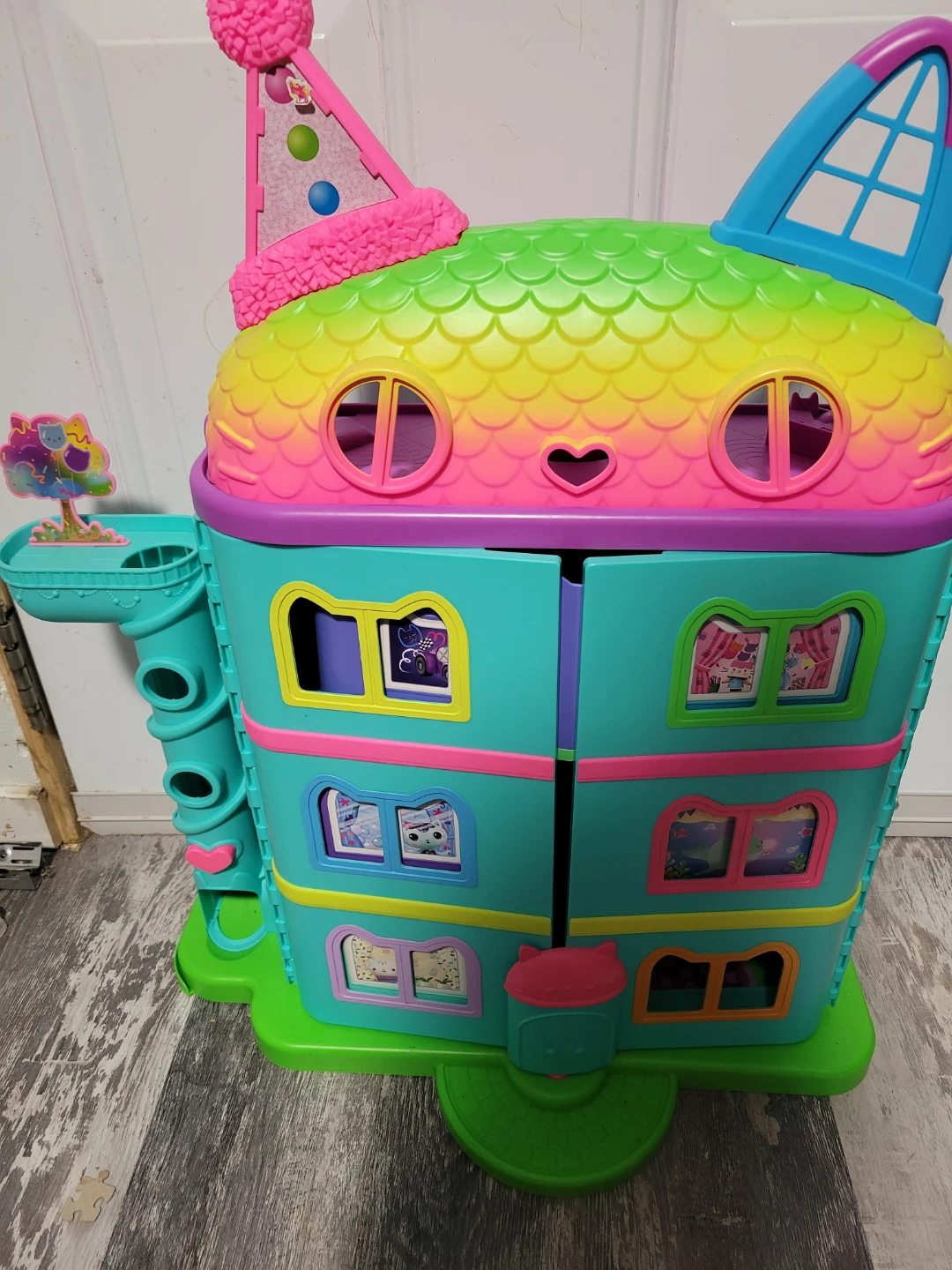 Gabby's Dollhouse Purrfect Dollhouse and Accessories