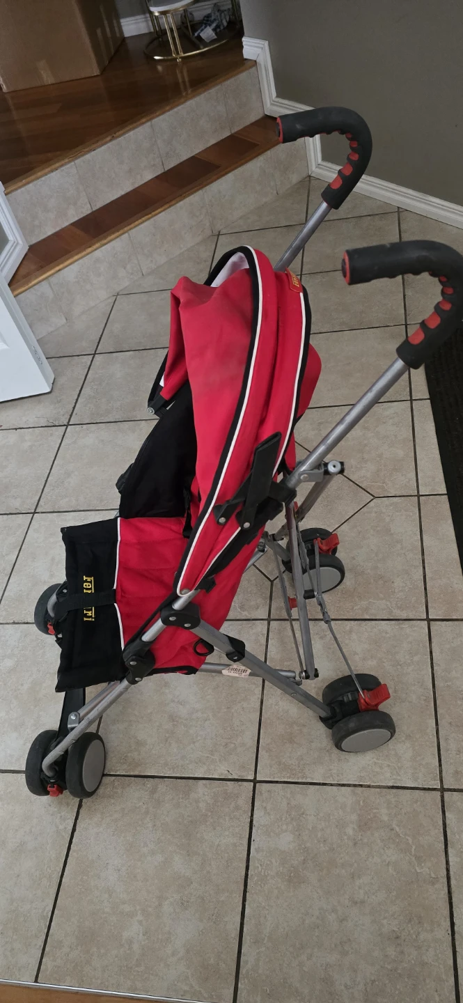 Ferrari Umbrella Stroller - photo 2