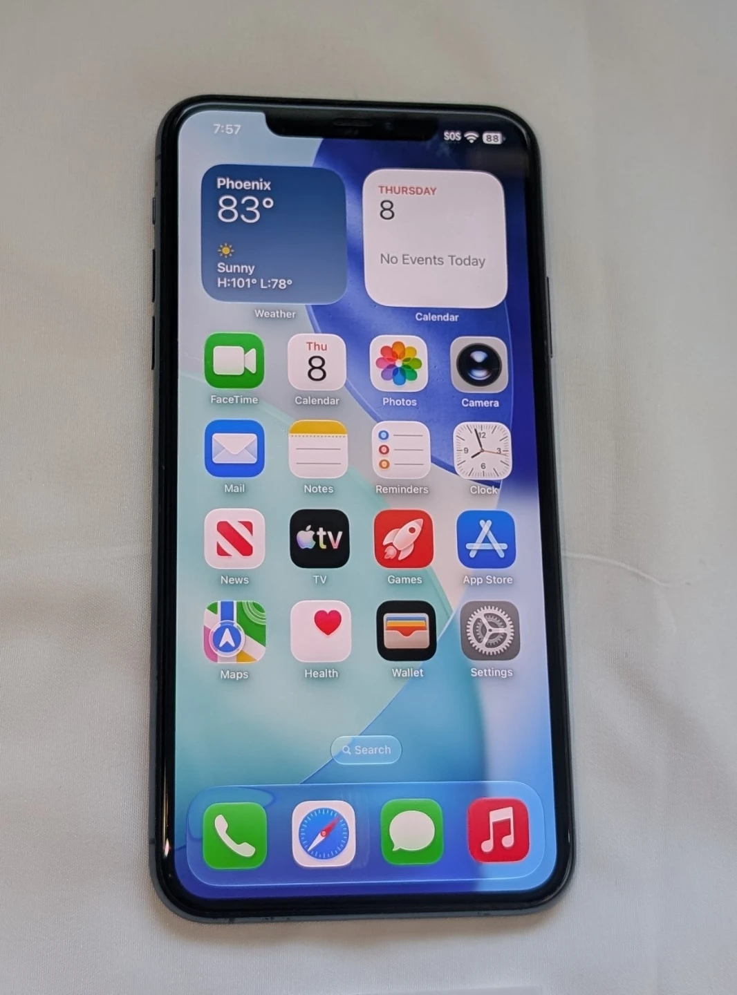 NICE GREEN APPLE iPhone 11 PRO MAX FOR T-MOBILE NETWORK