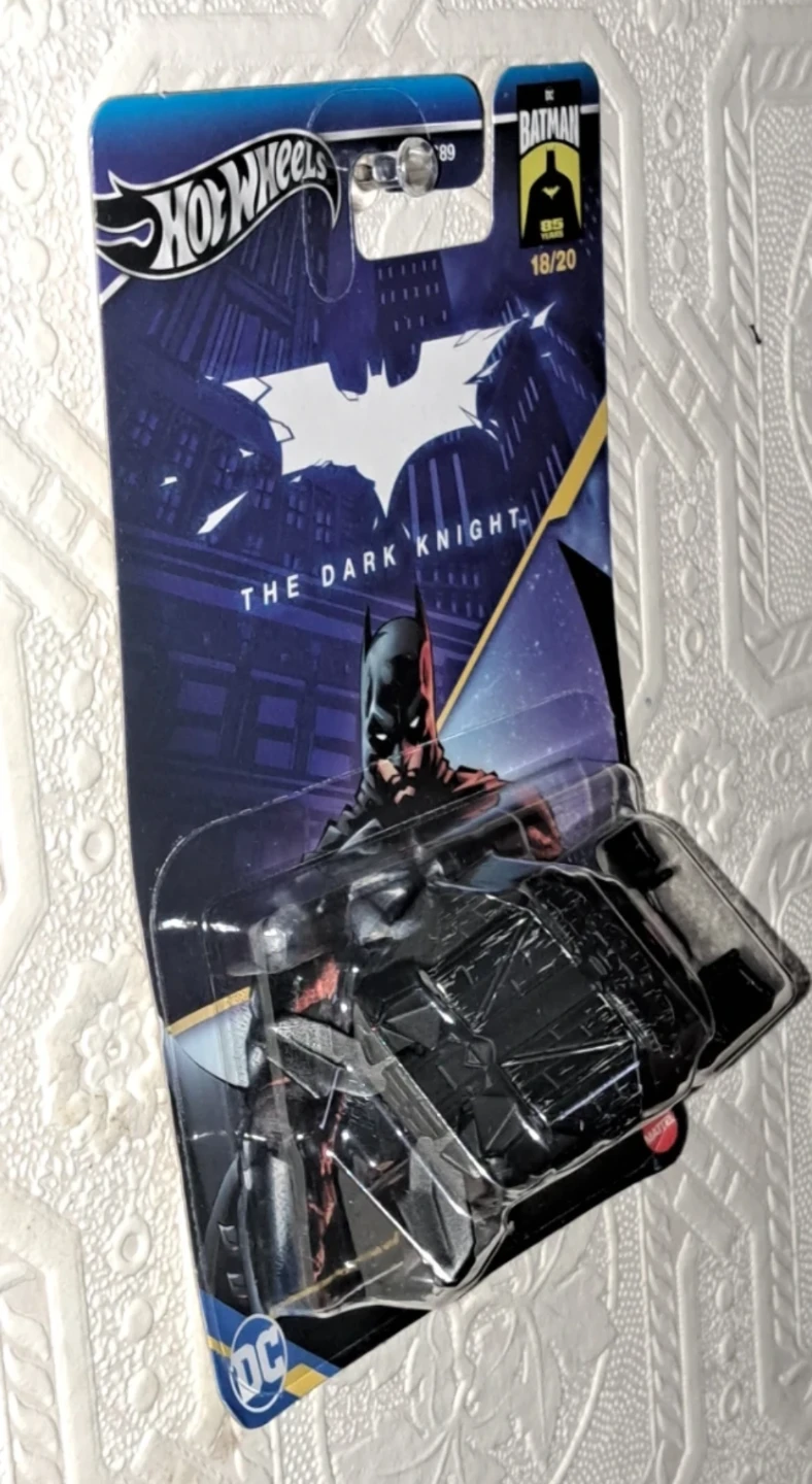 Hot Wheels The Dark Knight The Bat - photo 3