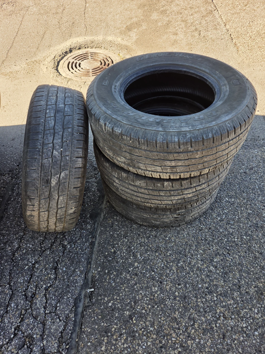 General Grabber HTS Tires 265/70R17