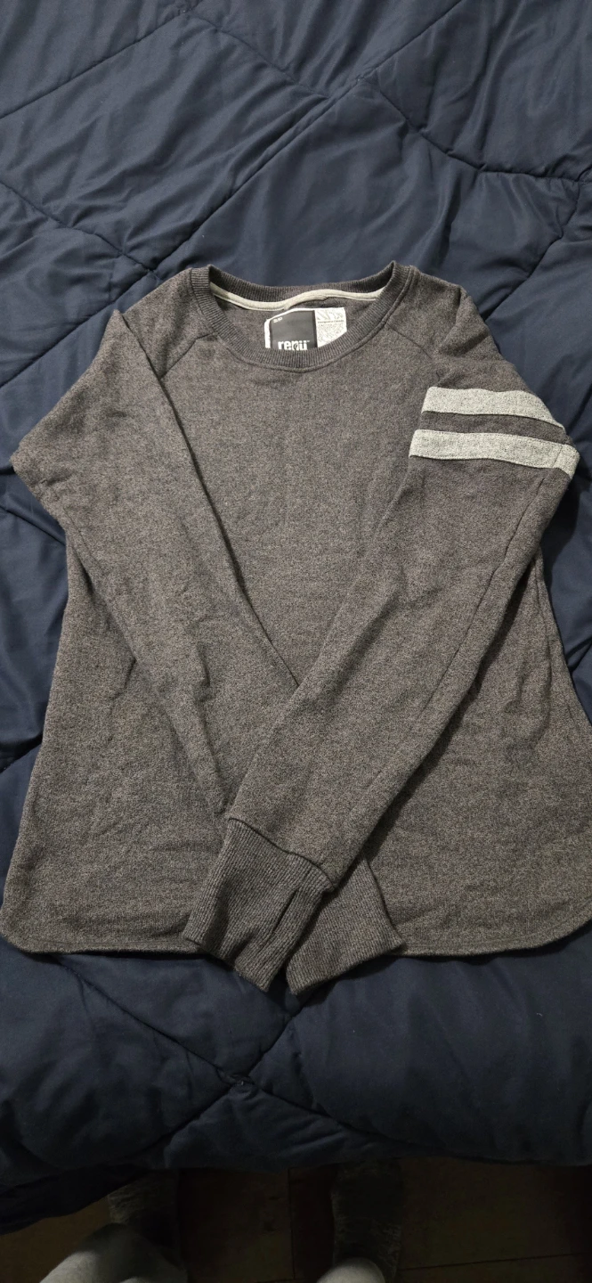 Renu Grey Long Sleeve Pullover