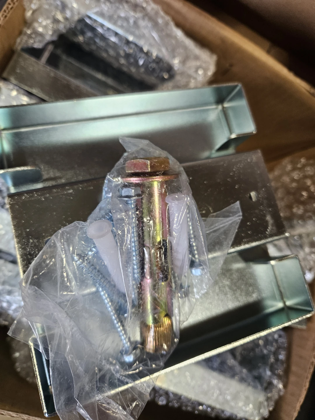 Nine Metal 6x6 post mounting brackets - photo 4