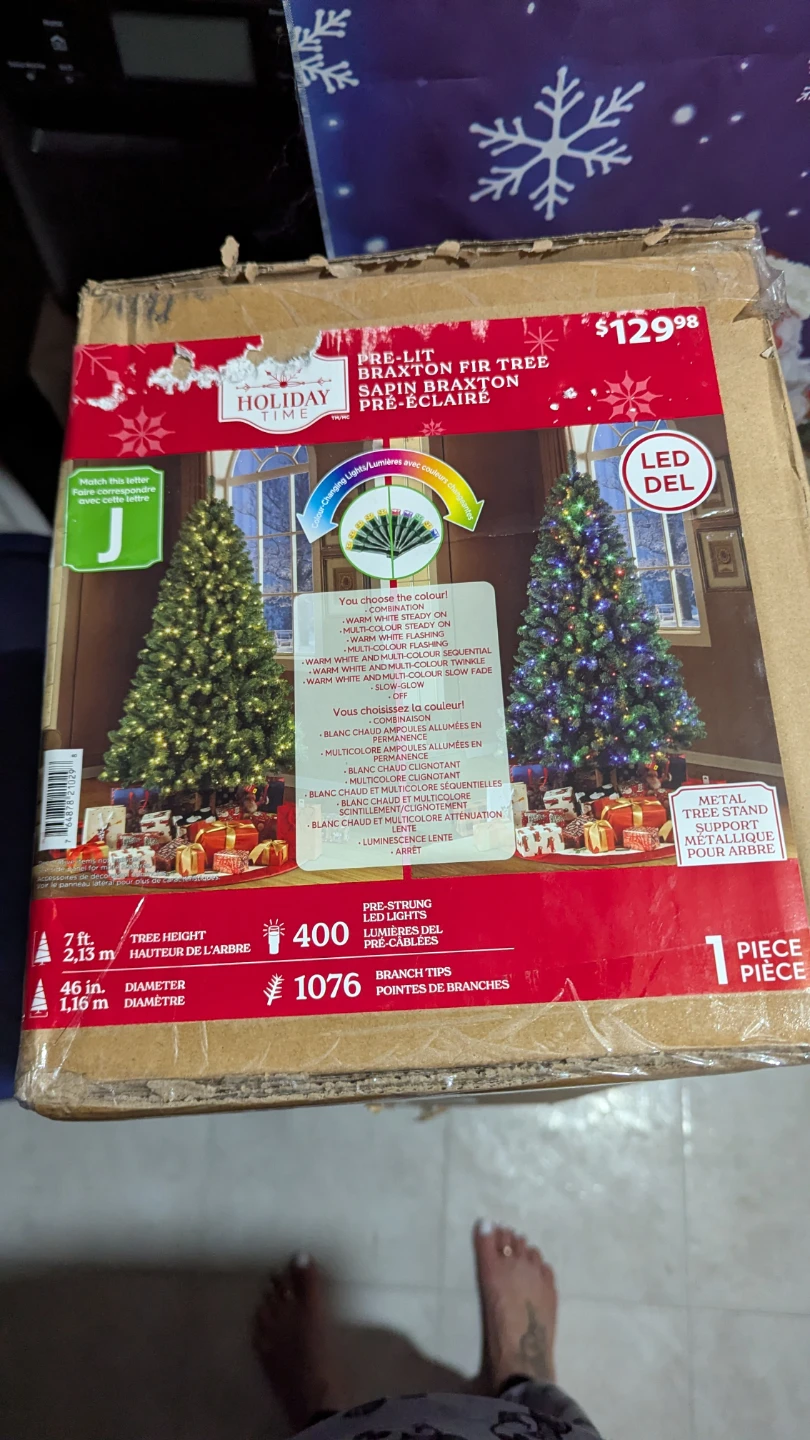 Holiday Time Pre-lit Braxton Fir 7ft tree - photo 2