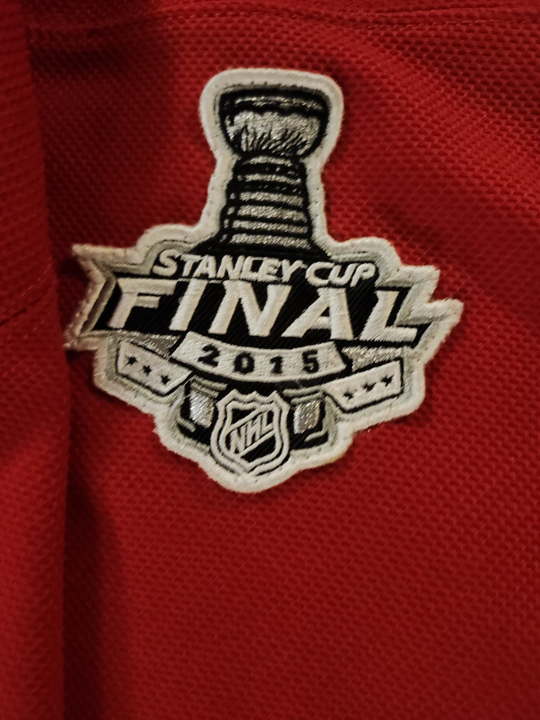 CCM Chicago Blackhawks Hull 9 Stanley Cup 2015 Jersey - photo 3