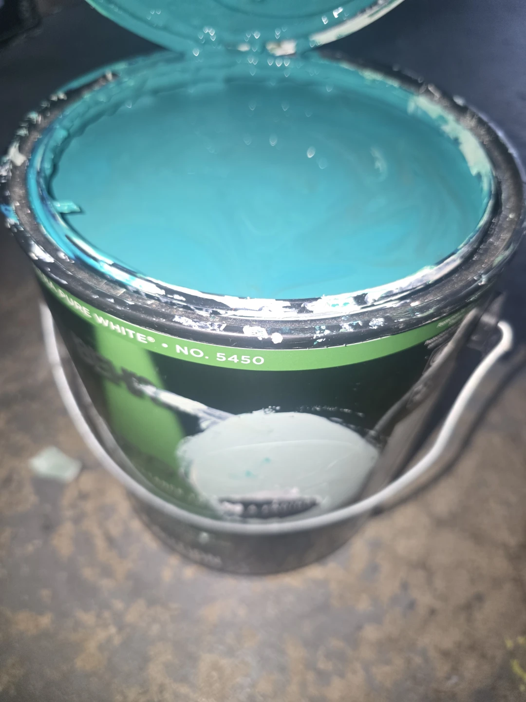 Full not used. Behr Marquee Exterior Semi-Gloss Enamel 3.78L - photo 2