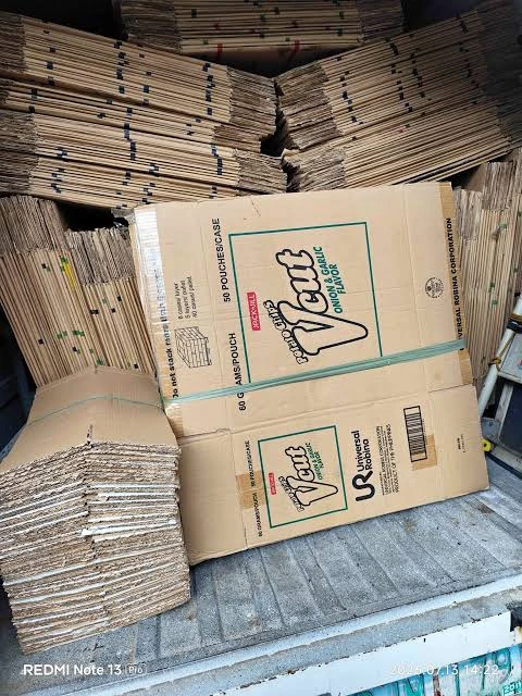 Moving & packaging boxes (10 order minimum)