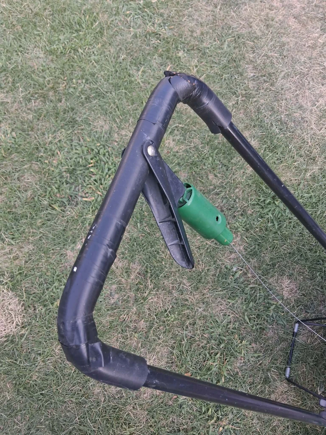 Scotts EvenGreen Lawn Spreader - photo 5