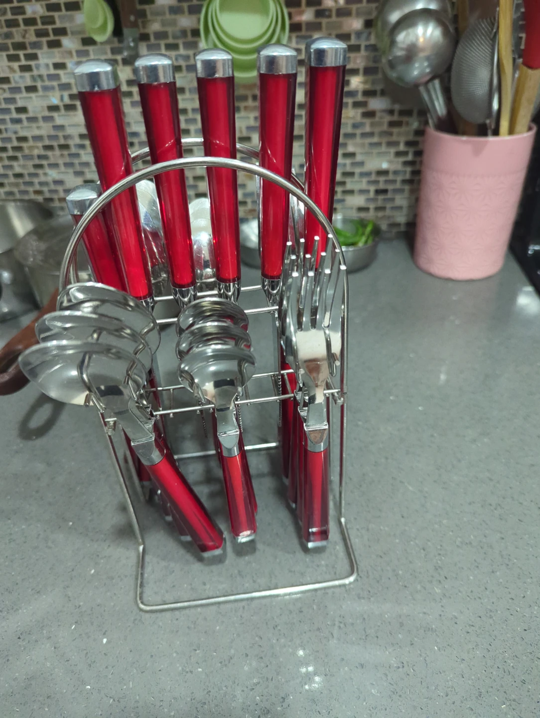 Red Handle Cutlery Set with Caddy - photo 2
