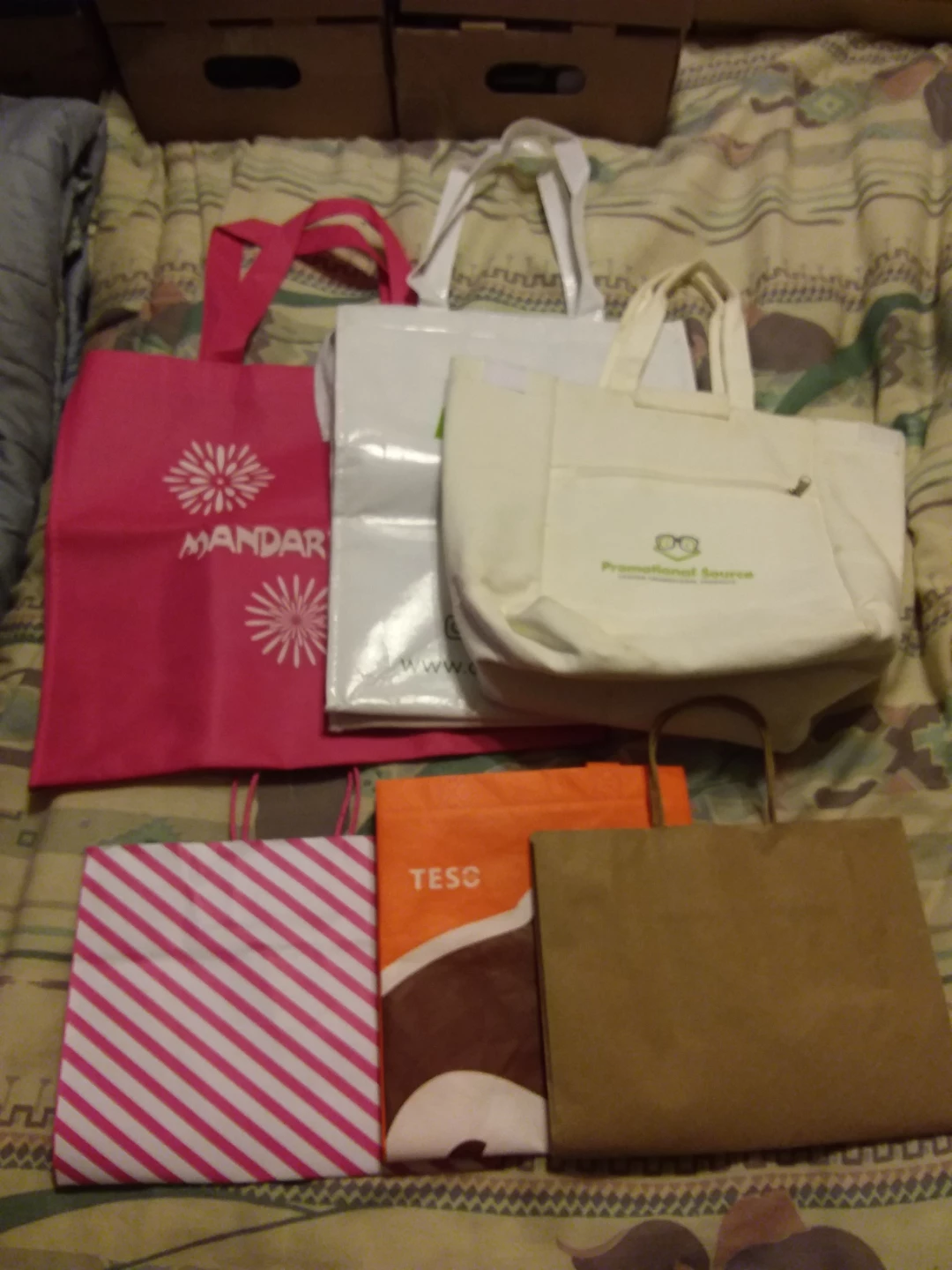 🆓 Assorted Reusable Shopping Bags 🛍️ 🆓