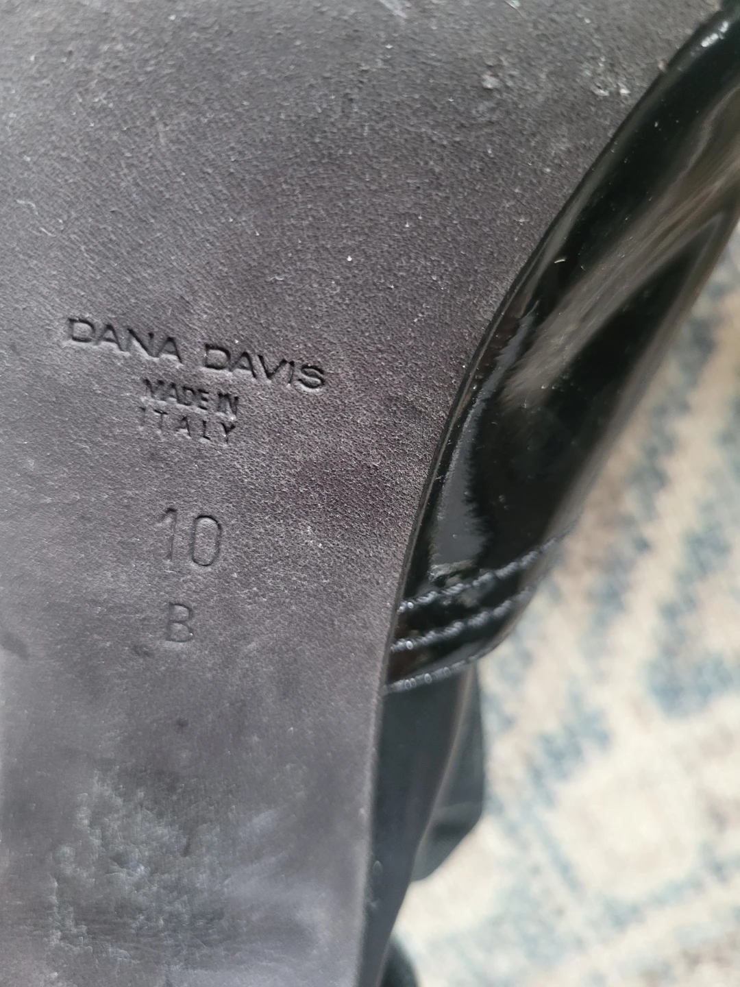 Dana Davis Black Patent Leather Heels Size 10 B - photo 4