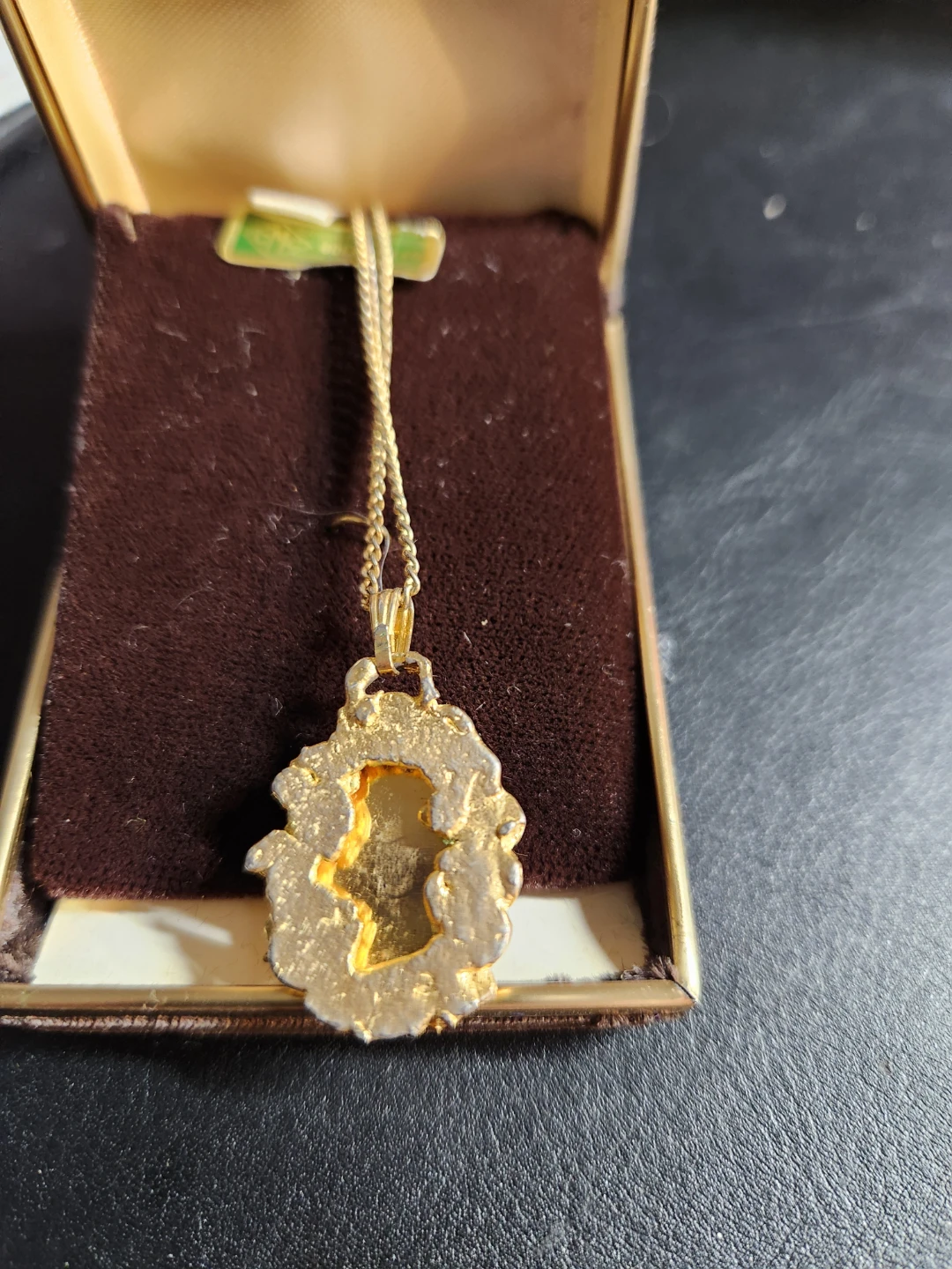 Gold-Tone Chain Necklace with Black Stone Pendant - photo 4