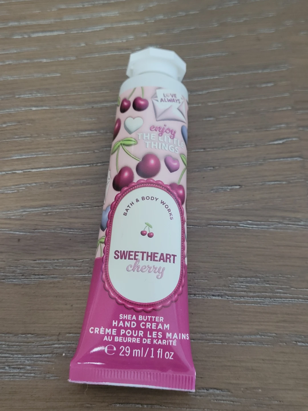 Bath & Body Works Sweetheart Cherry Shea Butter Hand Cream