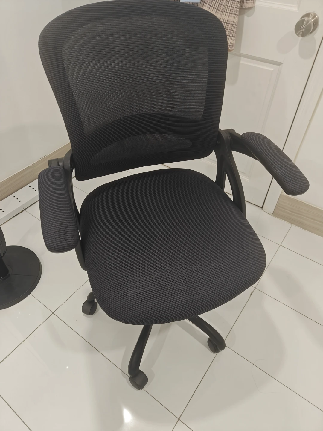 Black Ergonomic Mesh Office Chair
