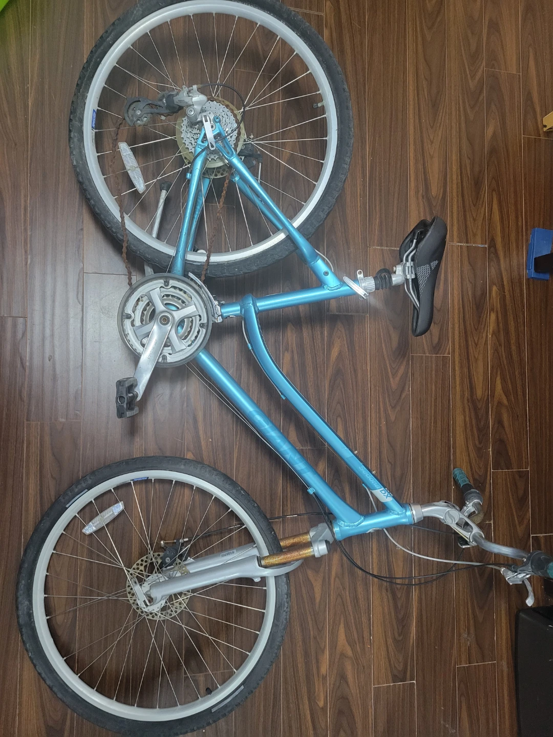Giant Sedona DX Mountain Bike