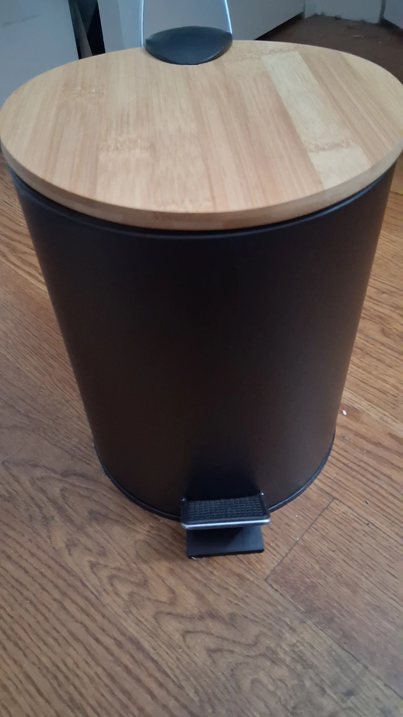Black Pedal Trash Can with Bamboo Lid - photo 3