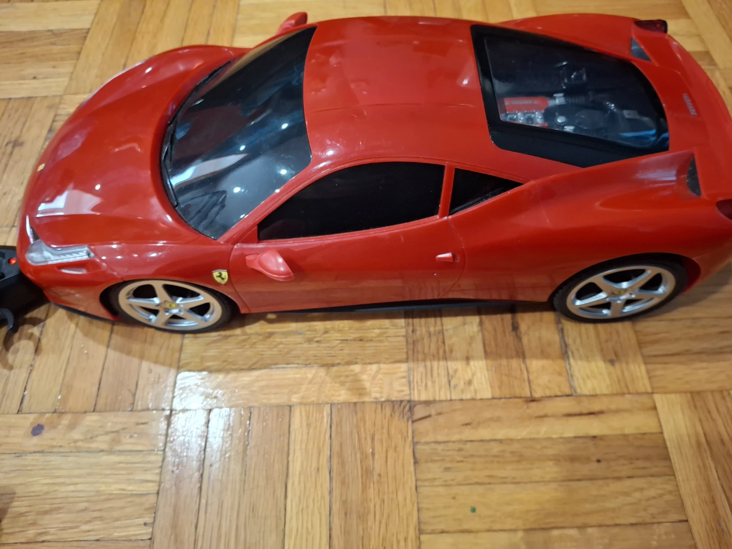 Ferrari Remote Control Car - photo 2