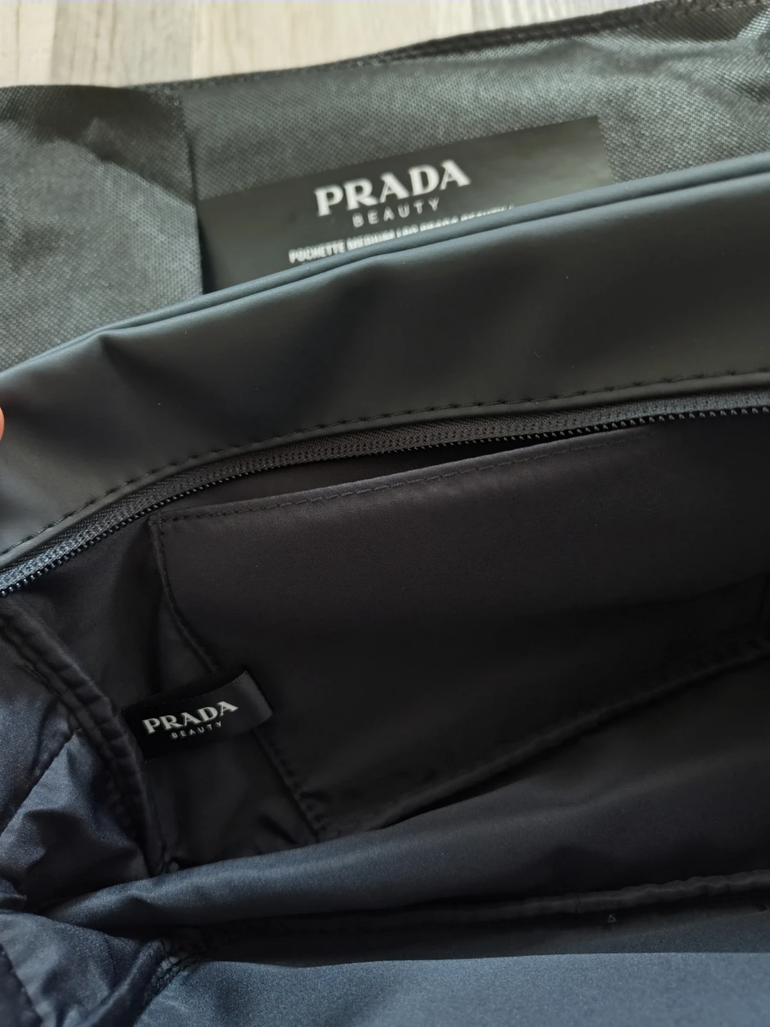 BN Prada Luna Rossa Ocean / YSL myself pouch - photo 4