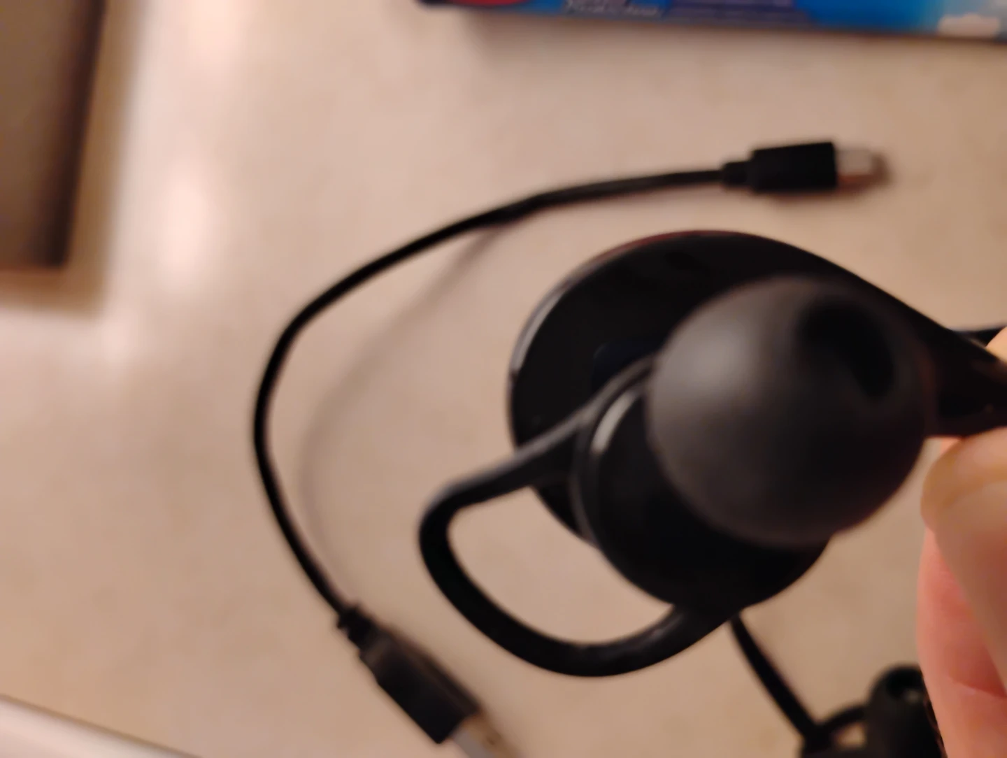 Black Bluetooth Wireless Earbuds & cord - photo 2
