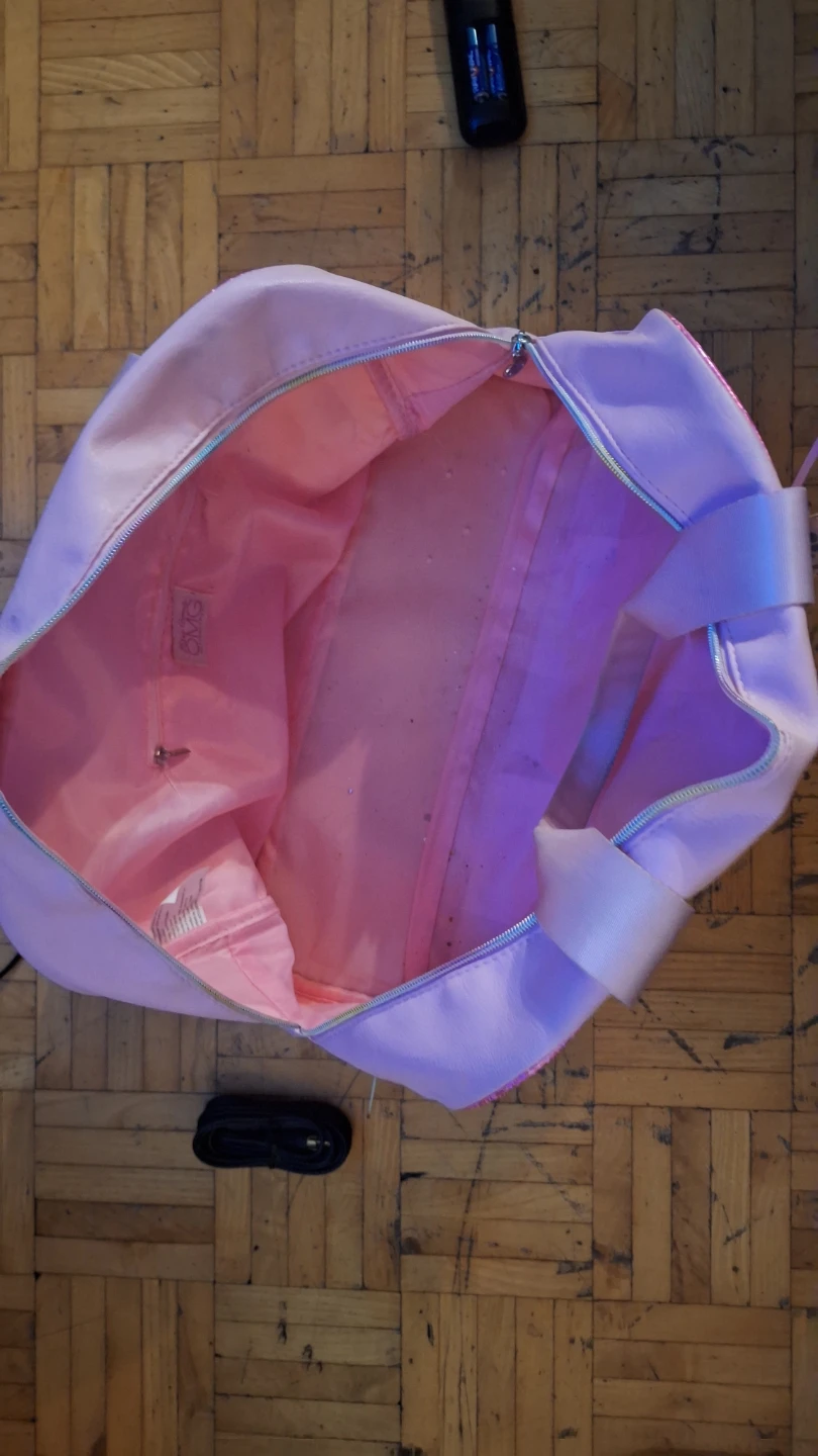 Miss Gwen's OMG Accessories Duffel Bag - photo 4