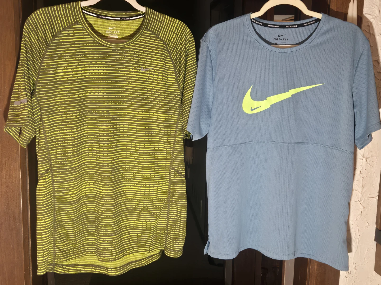 LARGE Under Armour & NIKE Men's TEES. EUC. - photo 3