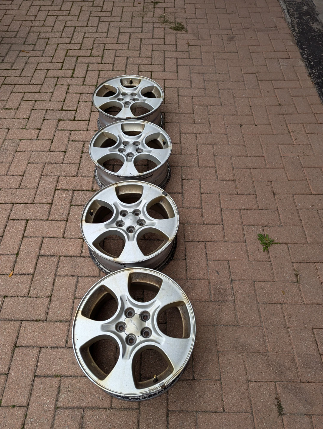 Set of 4 Subaru Alloy Wheels - photo 2