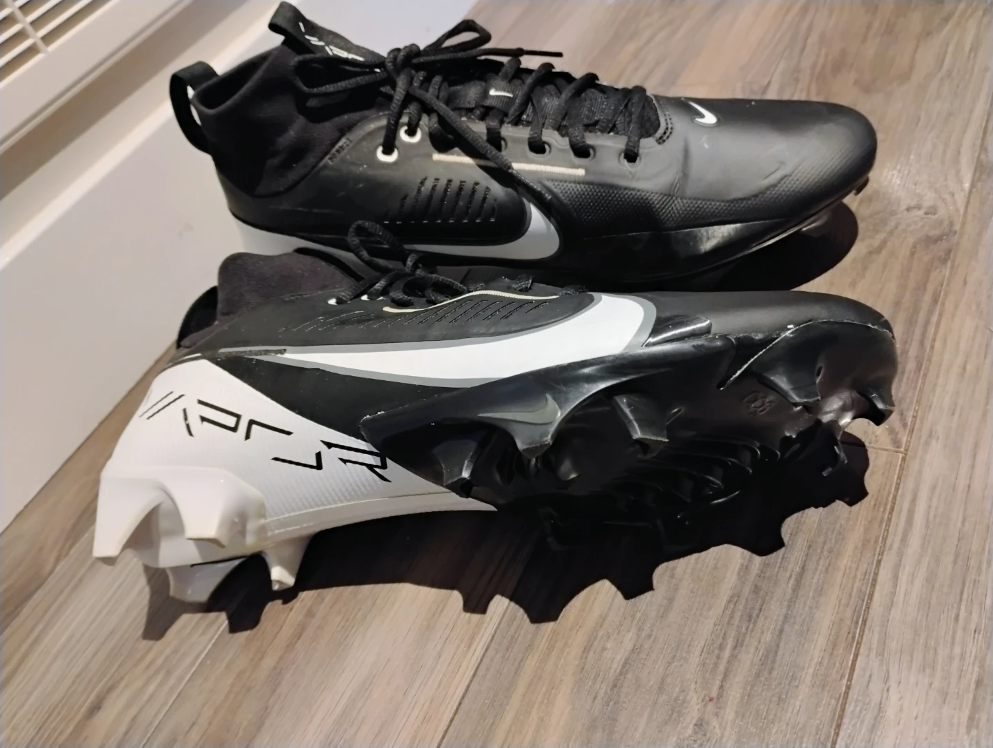 Nike Vapor Football Cleats - photo 3