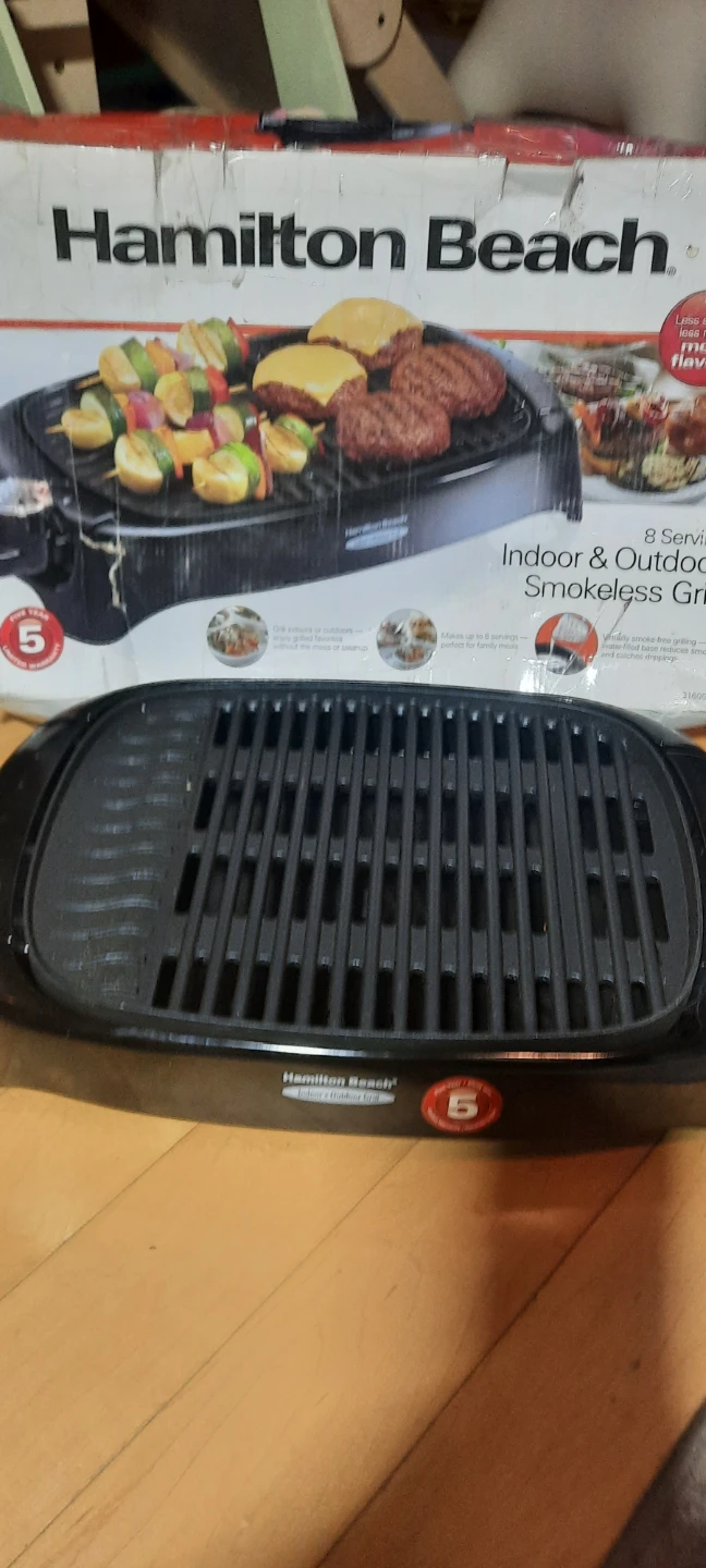 Hamilton Beach Indoor/Outdoor Smokeless Grill - photo 2