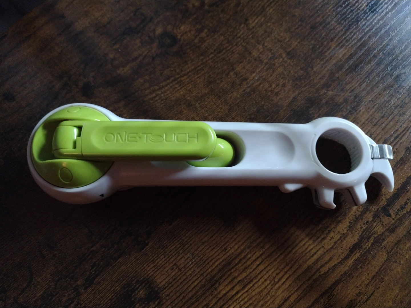 Rotary Can Opener, easy on the hands!