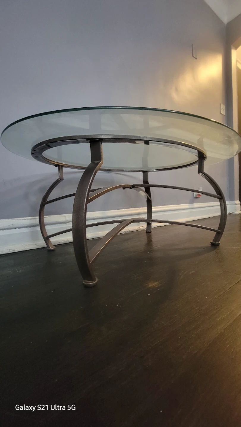 ✨ Modern Oval Glass Coffee Table – $55 ✨ - photo 3