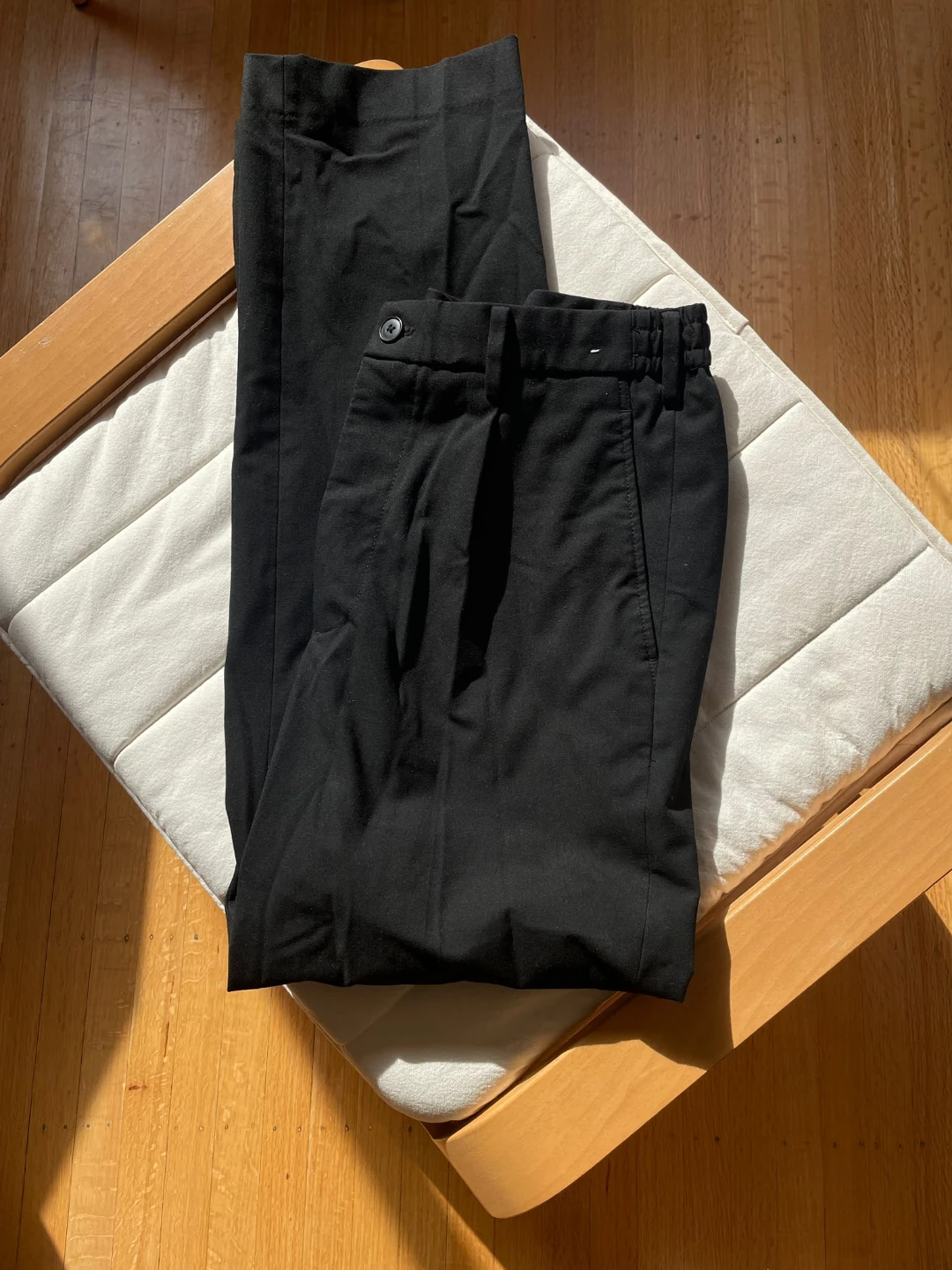 Uniqlo Black Trousers (Men) - photo 2
