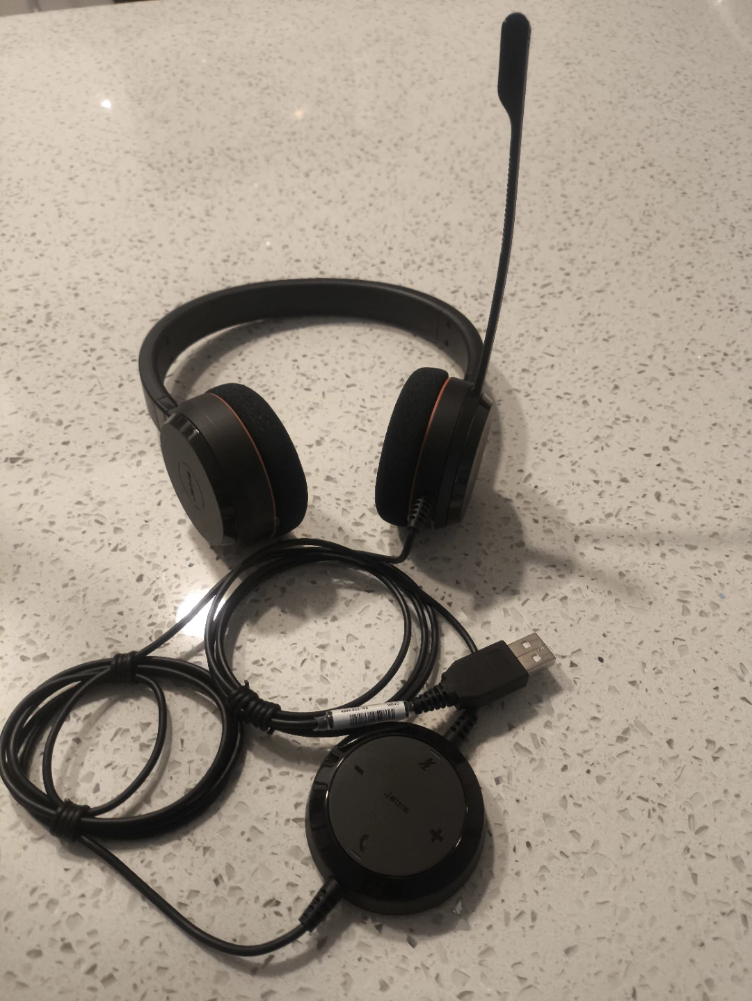 Jabra corded Headset w/microphone