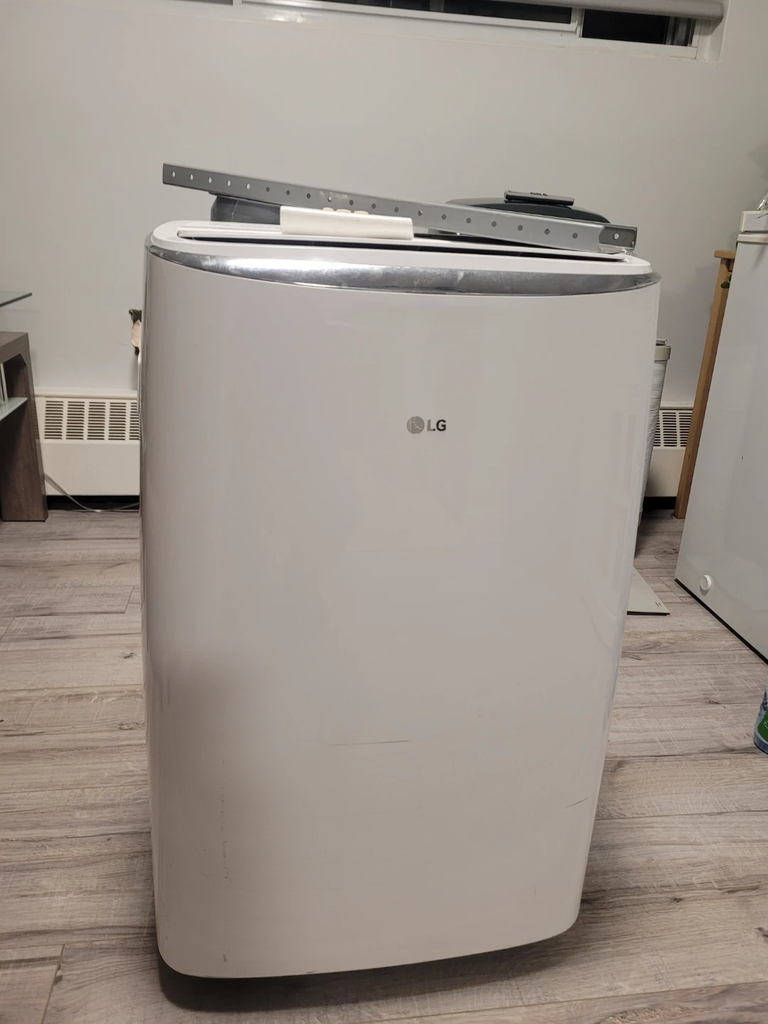 LG 14,000 BTU Portable Air Conditioner