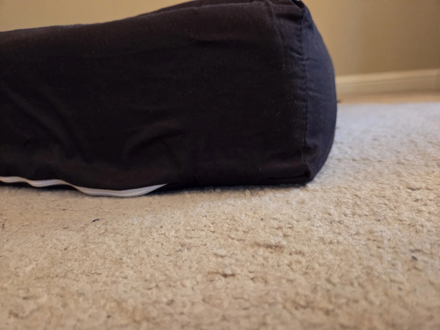 Moving Out - Butik Basiks Twin Size Fitted Sheet - photo 2